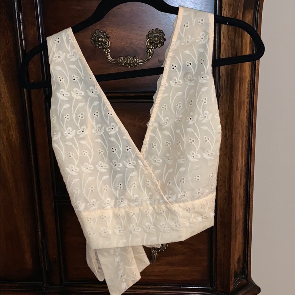 NWOT la hearts yellow tie back top.